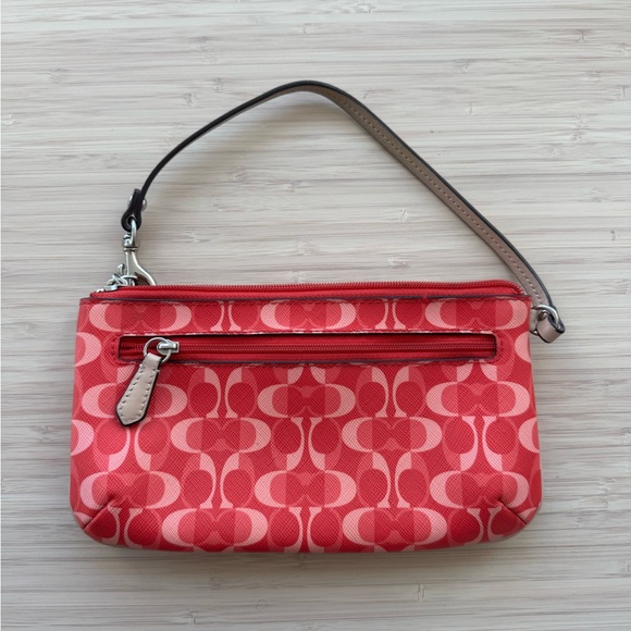 Coach Peyton Dream wristlet - Picture 2 of 7